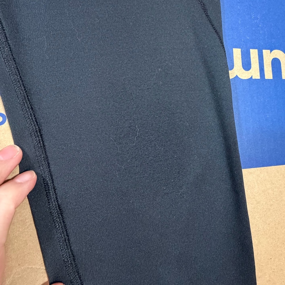 Under Armour ColdGear Fitted Leggings – Women’s Medium - Picture 6 of 7